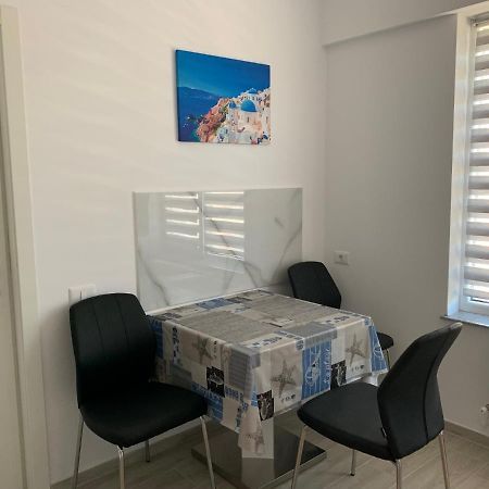 49Er Apartament Неводарі Екстер'єр фото